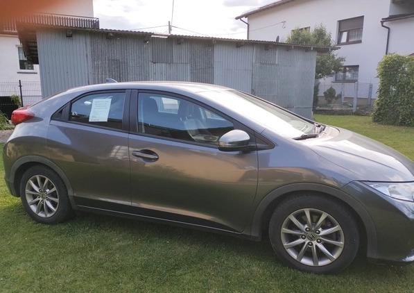 Honda Civic cena 35500 przebieg: 120500, rok produkcji 2012 z Trzciel małe 172